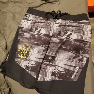 Reebok crossfit shorts L
